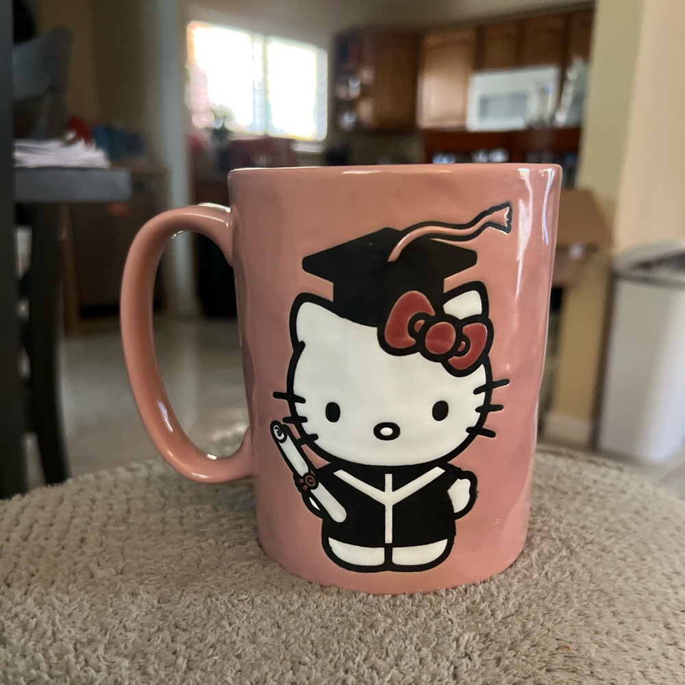 Hello kitty graduation mug